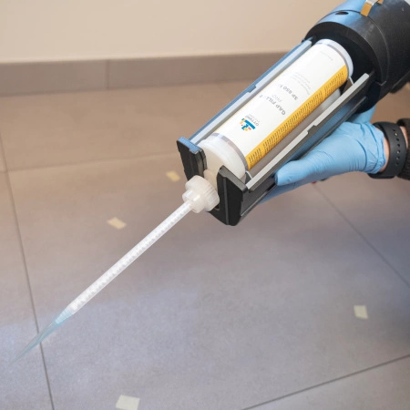 SP 850 102 Gap Filler Pro - wypełniacz iniekcyjny do pustek pod płytkami - karton 10 sztuk